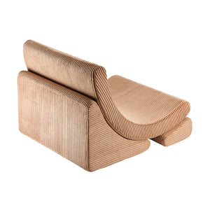 Back side view of the Wigiwama chair.