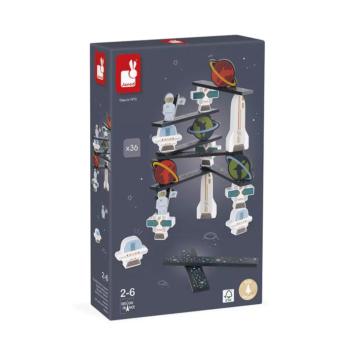 Packaging of game set in white background