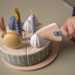 Encourages fine motor skill development and imaginative role-playing activities.