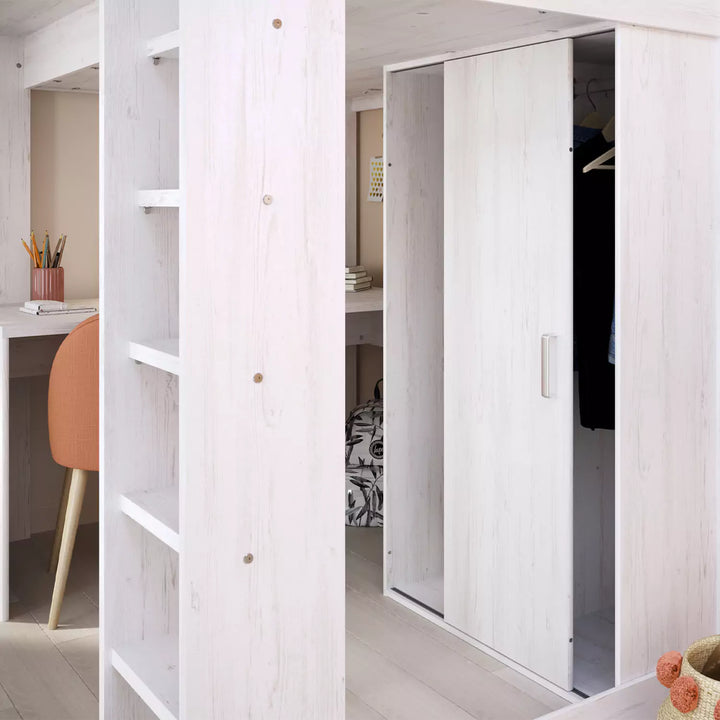 High-level shelving and sliding wardrobe included