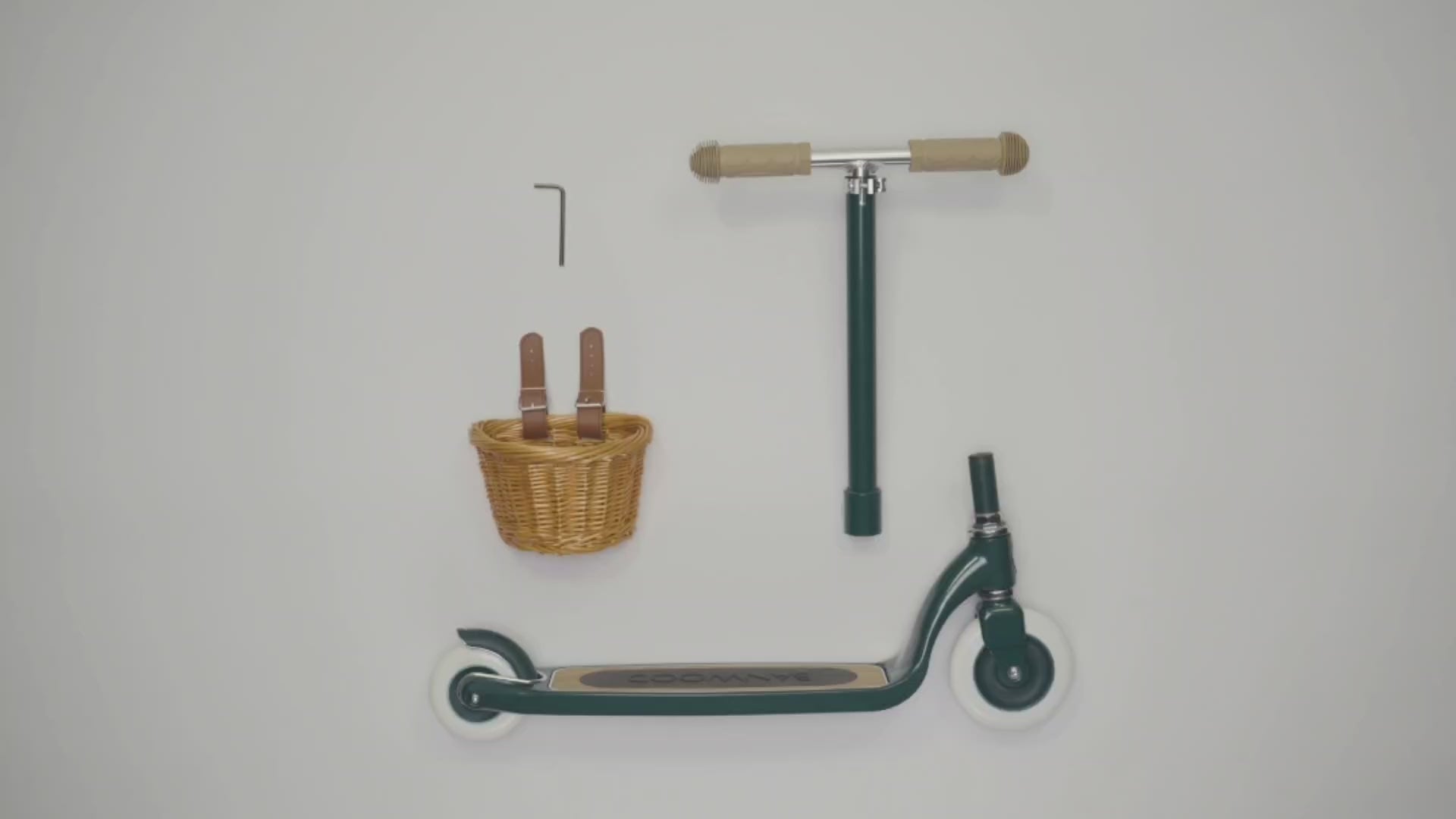 Load video: Assembly video for the Banwood maxi scooter.