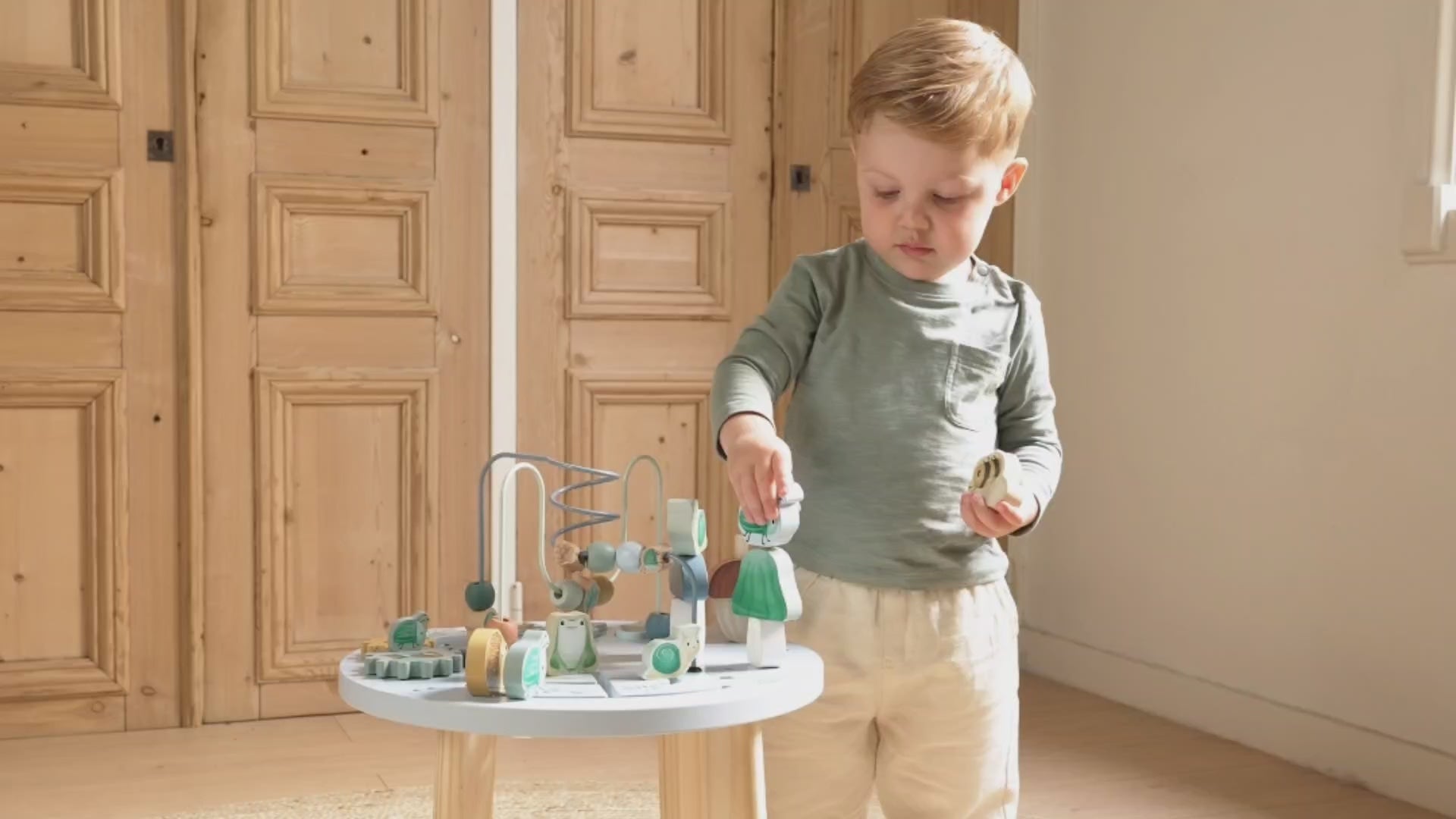 Load video: Video of little dutch activity table - blue forest friends 