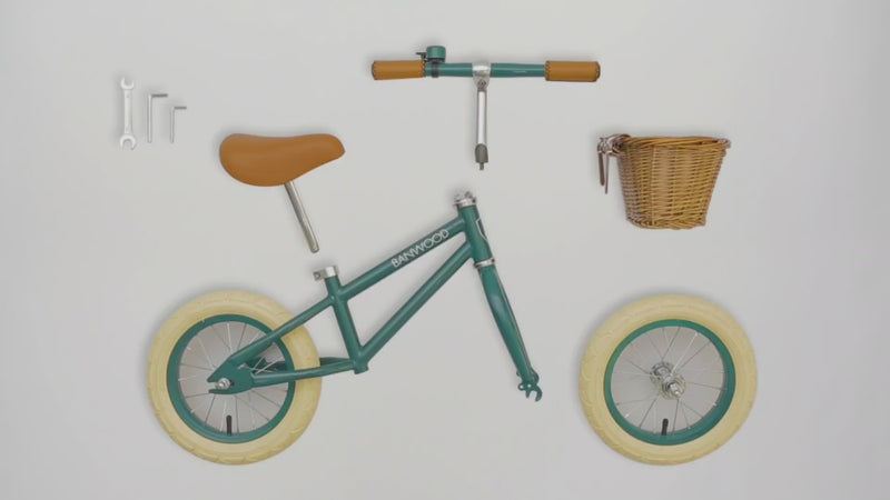 Assembly video for the Banwood vintage balance bike.