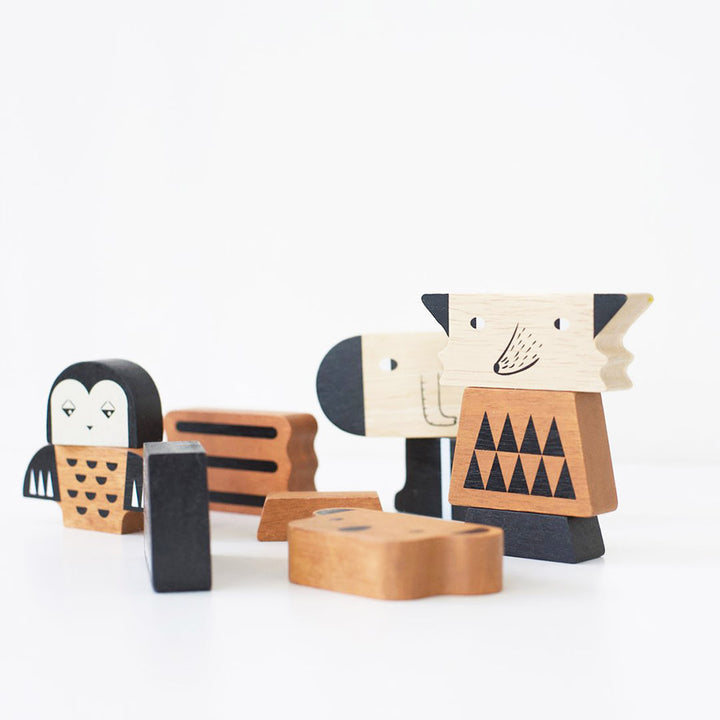 Wee Gallery Animal Tower - 11 Wooden Pieces
