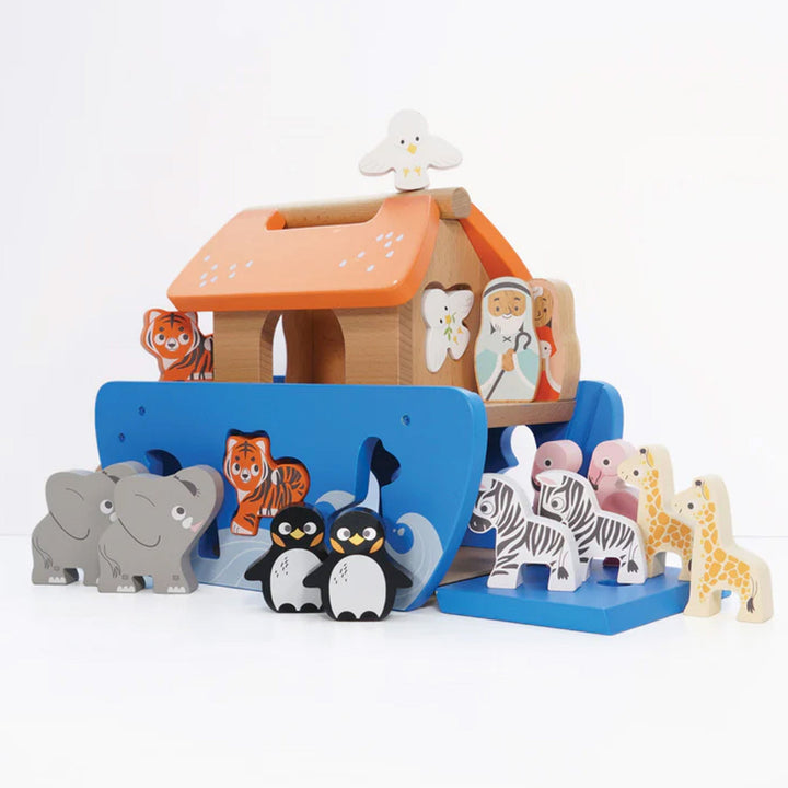 Le Toy Van Noah's Shape Sorter Ark
