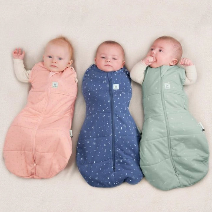 Babies wearing ergoPouch Cocoon Sleep Suits 2.5 TOG 